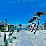 Signature Promenada شقة