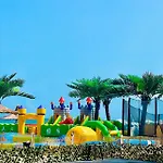 Signature Promenada شقة
