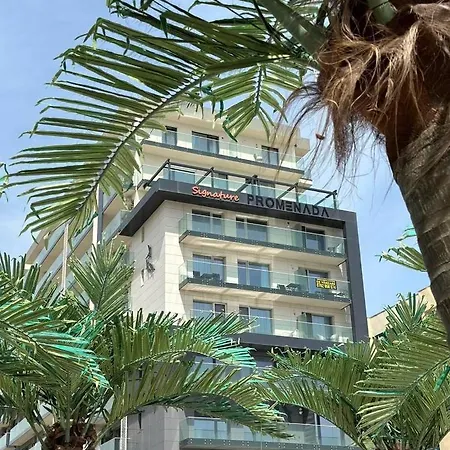 Signature Promenada Apartment *