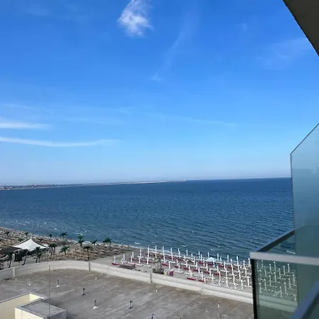 Signature Promenada *